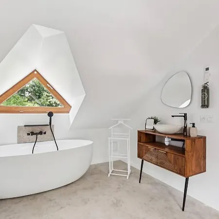 Magnifique Villa, 1h De Paris, Piscine Chauffee !